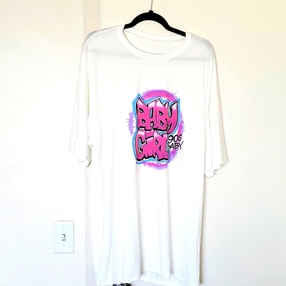 XL WOMEN OVERSIZED TSHIRT NEW BABY GIRL CAN ALSO FIT 1x or a 2x